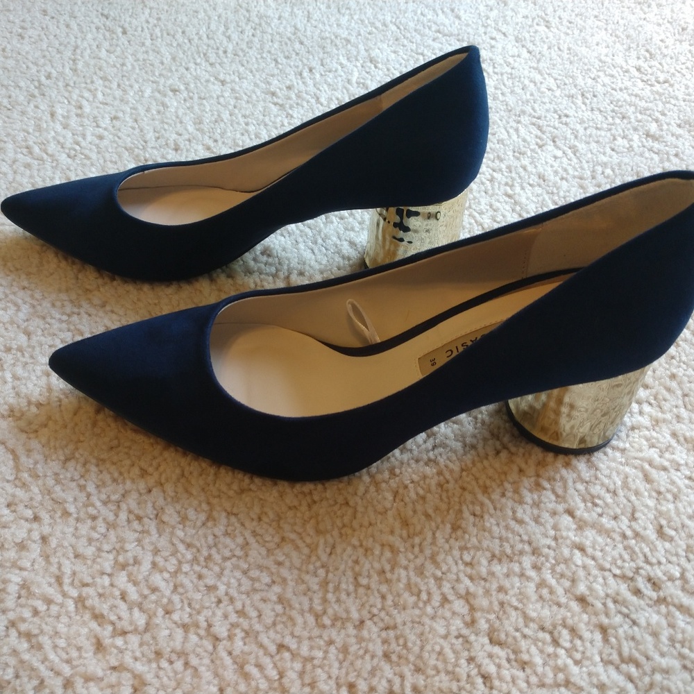 Zara Navy Blue Shoe Womens Size US 8.5
